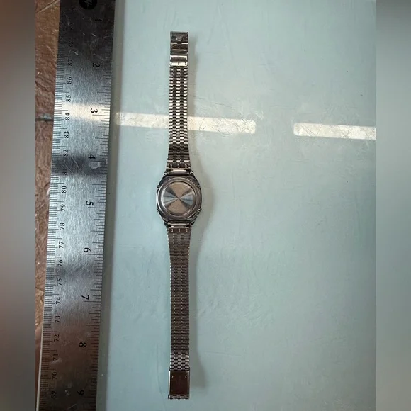 Vintage Meister-Anker LCD Digital Watch new battery working - Picture 4 of 10